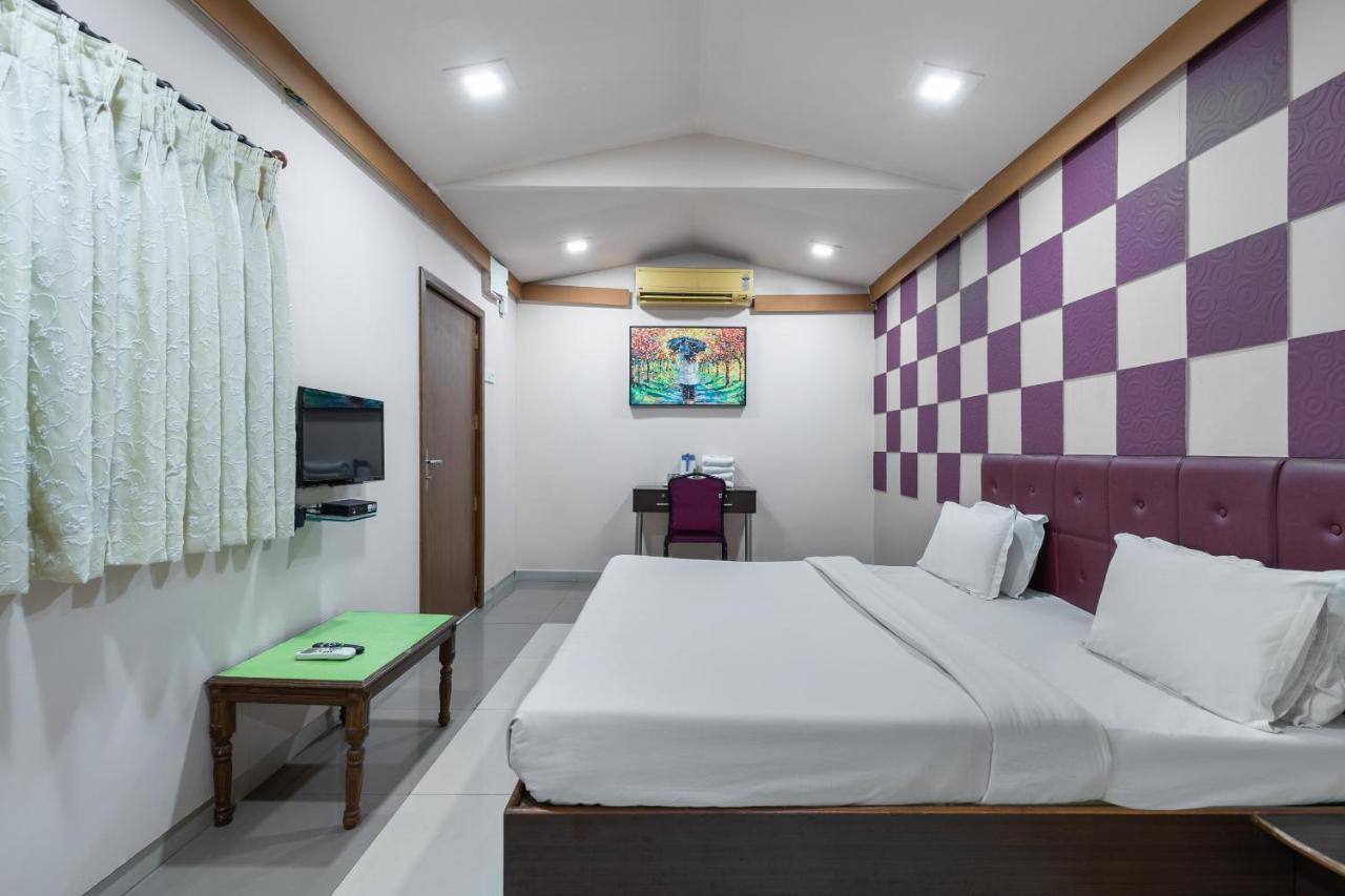 Hotel Capital O 47539Capital O Umbergaon Club Umargām Exteriér fotografie